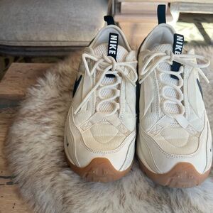 Nike TC 7900 size 8